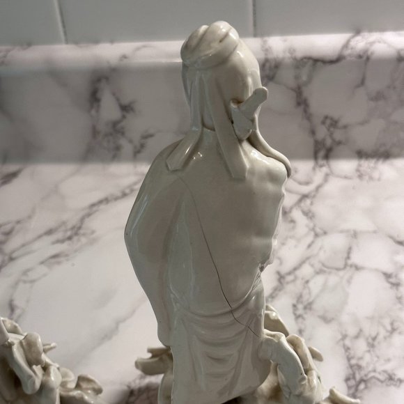 Pair of blanc de Chine porcelain figurines - Picture 13 of 16